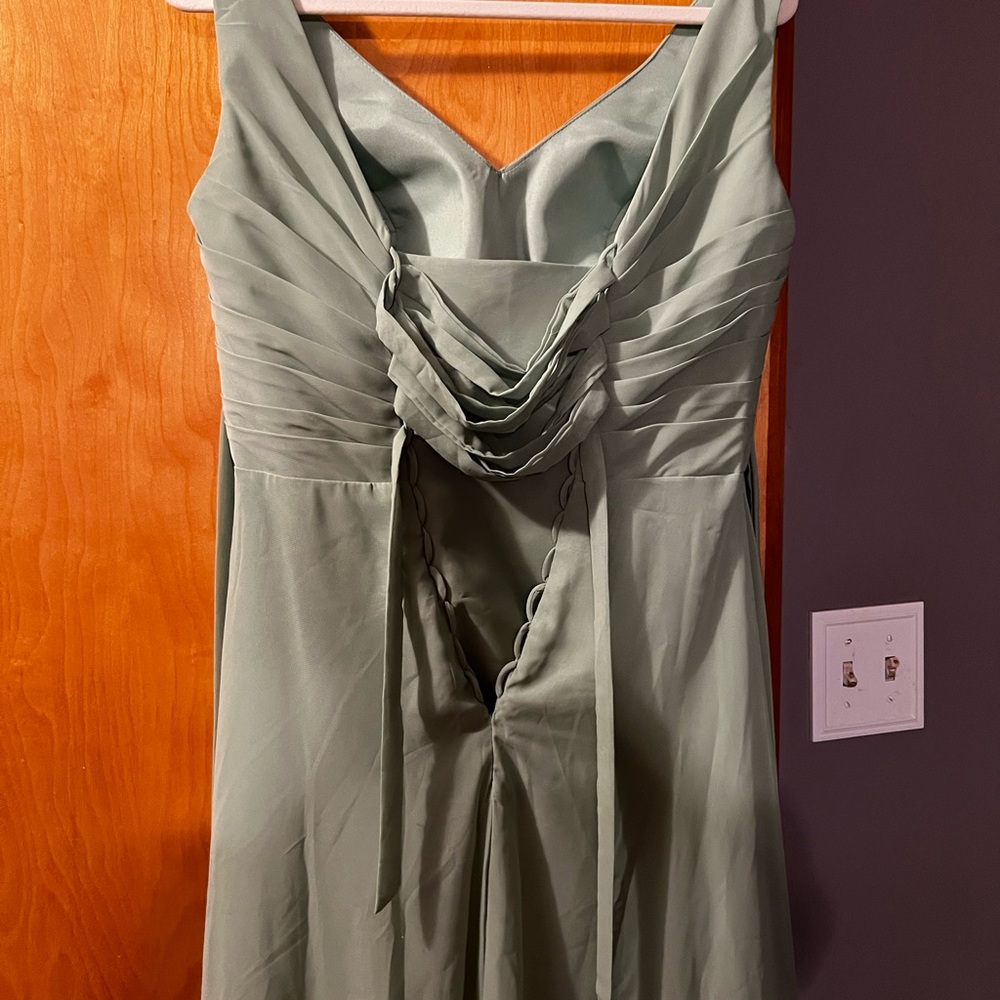 NWOT Light green bridesmaid dress - Picture 4 of 7